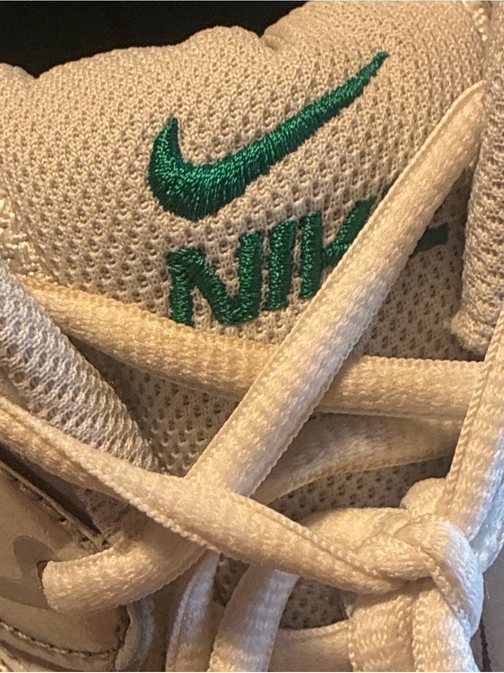 Nike V5 RNR White Malachite Mesh Cushioned Sneaker HJ5228-100 Men Size 12 NWOT - Picture 3 of 10
